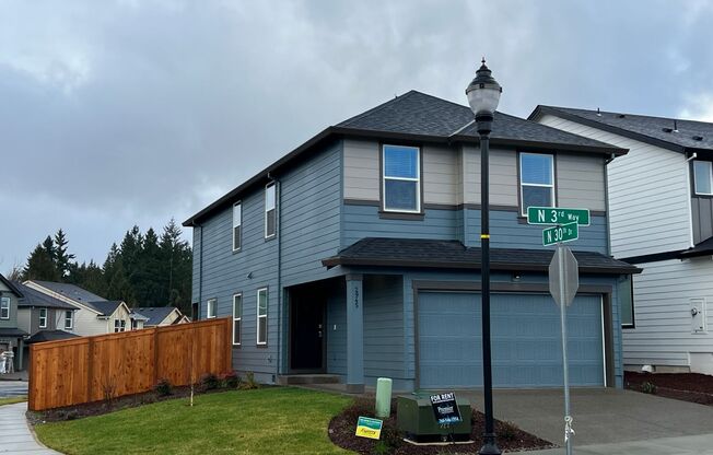 LIKE NEW 4 Bedroom Ridgefield Home on Corner Lot for Rent - 2945 N. 3rd Way