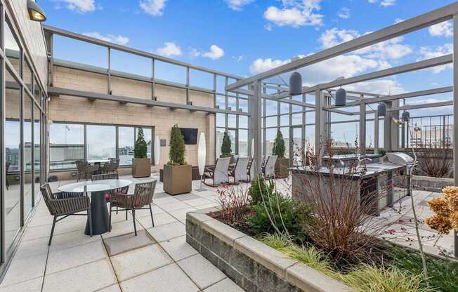 Core Outdoor Skylounge