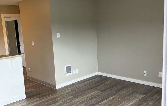 1 bed, 1 bath, 519 sqft, $1,395, Unit 36