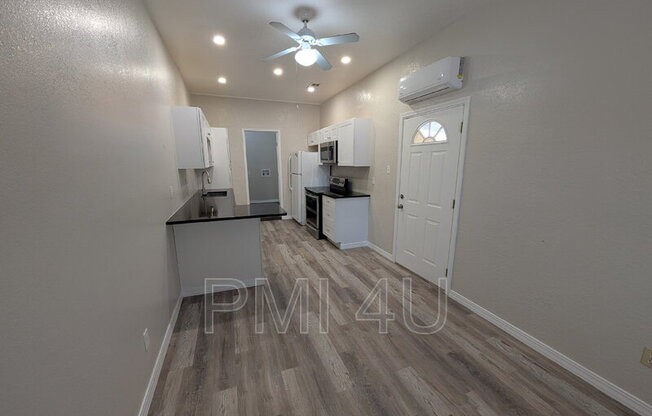 917 8 ST SW