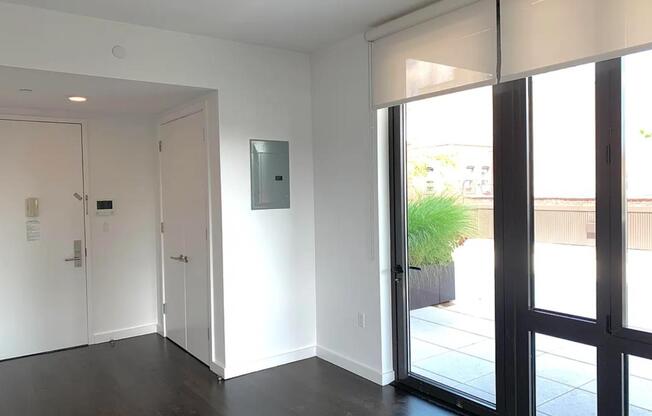 37 40 27 ST