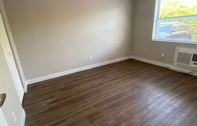 2 beds, 1 bath, 634 sqft, $1,999, Unit 430-07