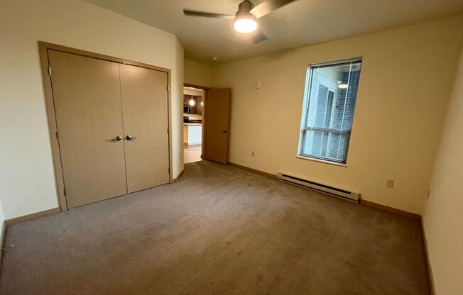 1 bed, 1 bath, 705 sqft, $1,395, Unit 106