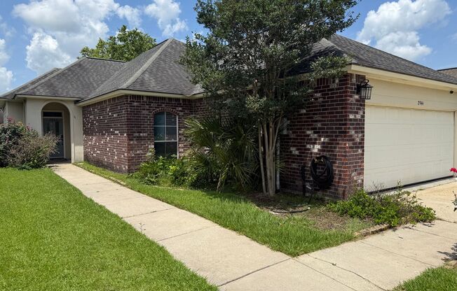 3BD 2BA House on Nicholson Lakes Subdivision