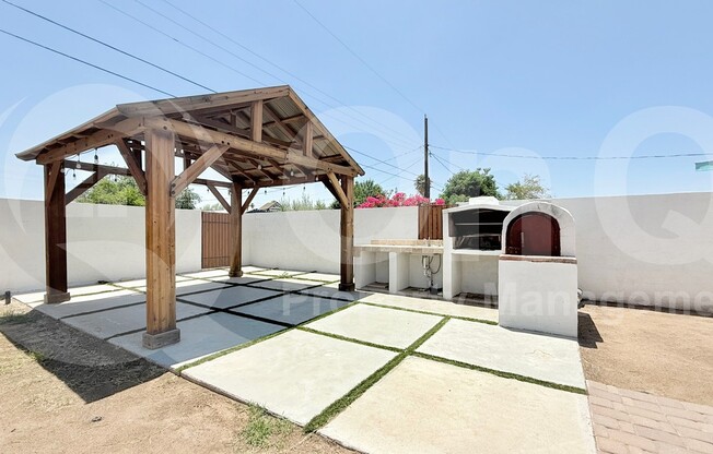 2607 W SAN MIGUEL AVE