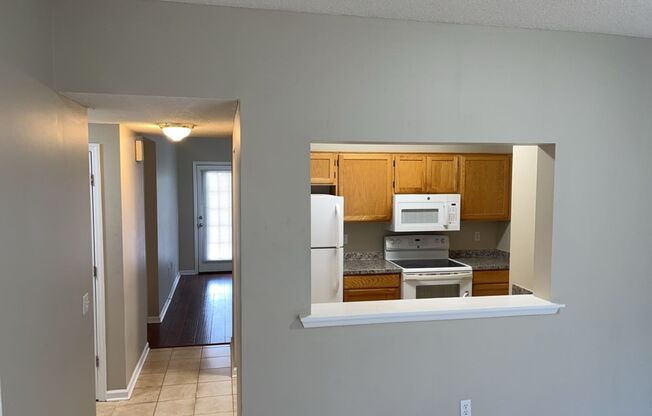 2 beds, 2 baths, 1,000 sqft, $1,150, Unit 7C