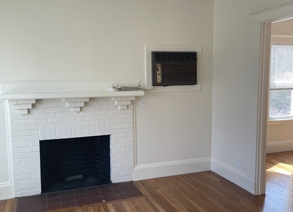12 AMHERST RD