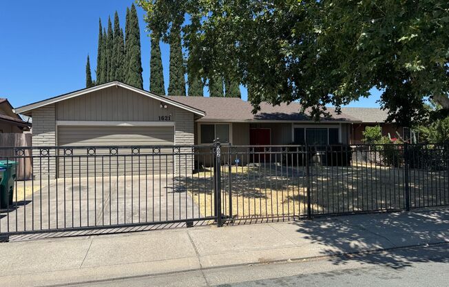 Four Bed, Two Bath Home In North Stockton