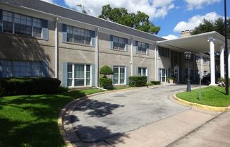 2600 Bellafontaine   UNIT B-16, Bldg M -