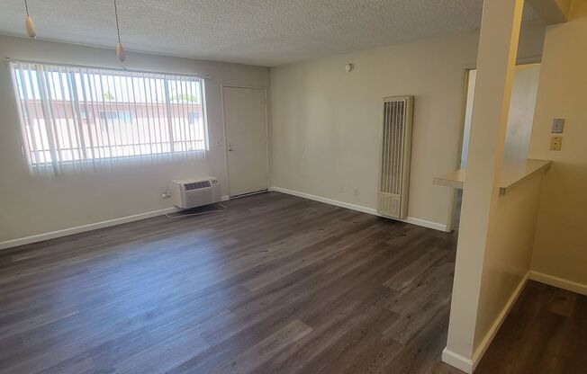 1 bed, 1 bath, 550 sqft, $1,695, Unit 16