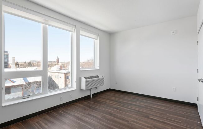 Studio, 1 bath, 434 sqft, $1,025, Unit 406