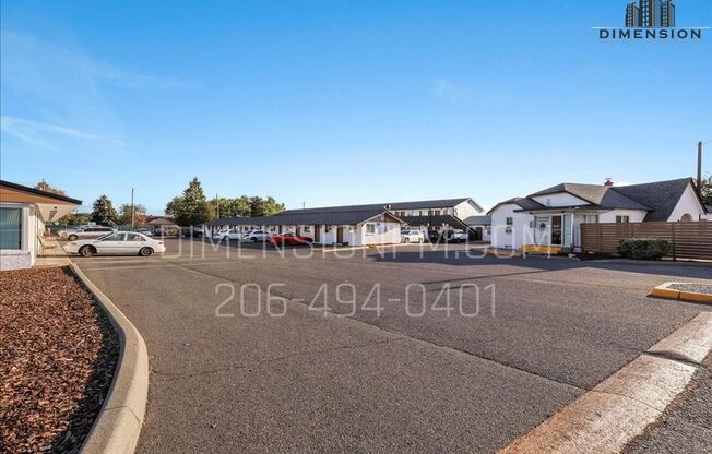 1 bed, 1 bath, 303 sqft, $975, Unit Unit 108