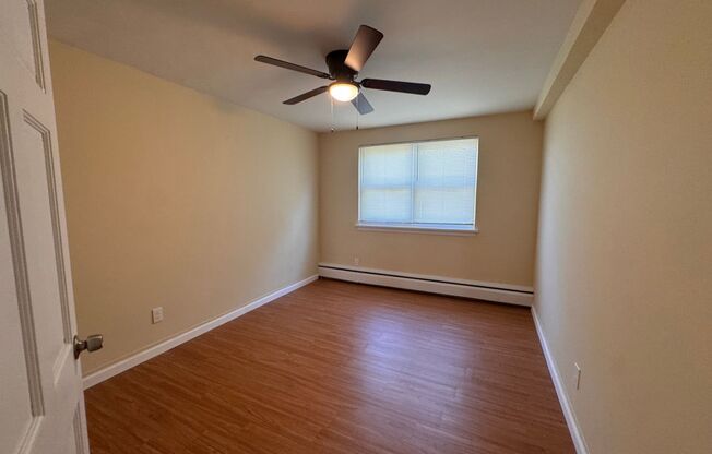 1 bed, 1 bath, 610 sqft, $1,050, Unit G311