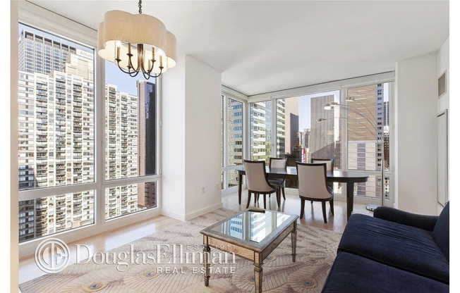 2 beds, 2.5 baths, 1,311 sqft, $8,250, Unit 2705