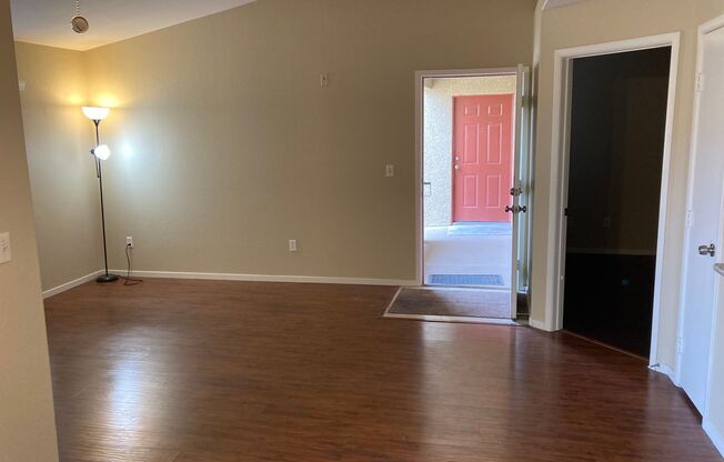 2 beds, 2 baths, $1,500