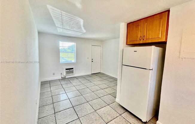 701 NORTHWEST 7 AVE