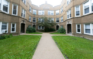 4826 Addison