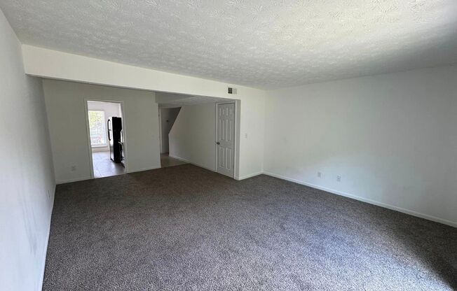 Villas At Panthersville Apartment Homes*
