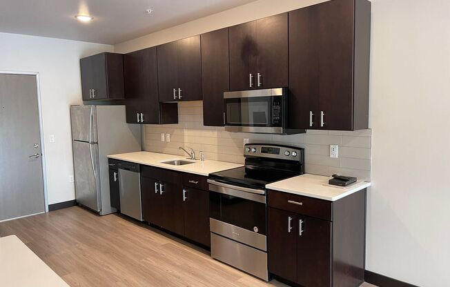 Studio, 1 bath, 582 sqft, $1,200, Unit 315