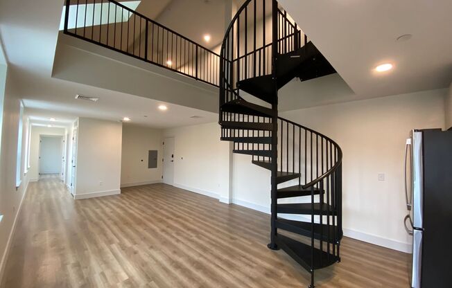 2 beds, 2 baths, 849 sqft, $3,166, Unit 421