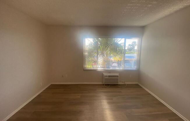 1251 N Placentia Ave