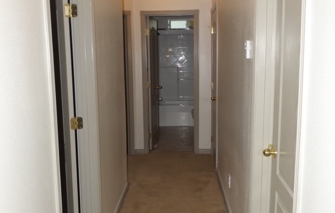 3 beds, 2 baths, $1,600