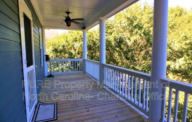 14225 BANKSIDE DR