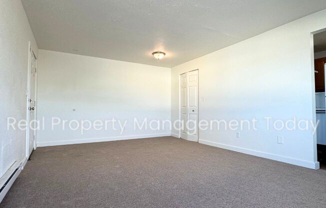 1 bed, 1 bath, 459 sqft, $1,265, Unit Unit 12