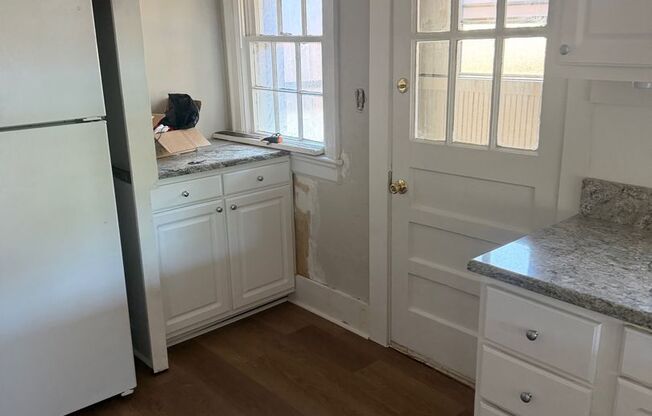 3 bedroom, 1 bathroom house on Central Ave