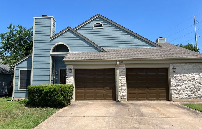 2 beds, 2 baths, 989 sqft, $1,795, Unit 11605A