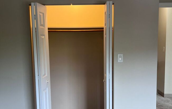 1 bed, 1 bath, 610 sqft, $2,200, Unit B201