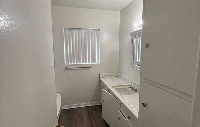 122 - Via Paseo Apartments