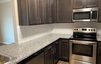 2 beds, 2 baths, 1,162 sqft, $1,525, Unit 202