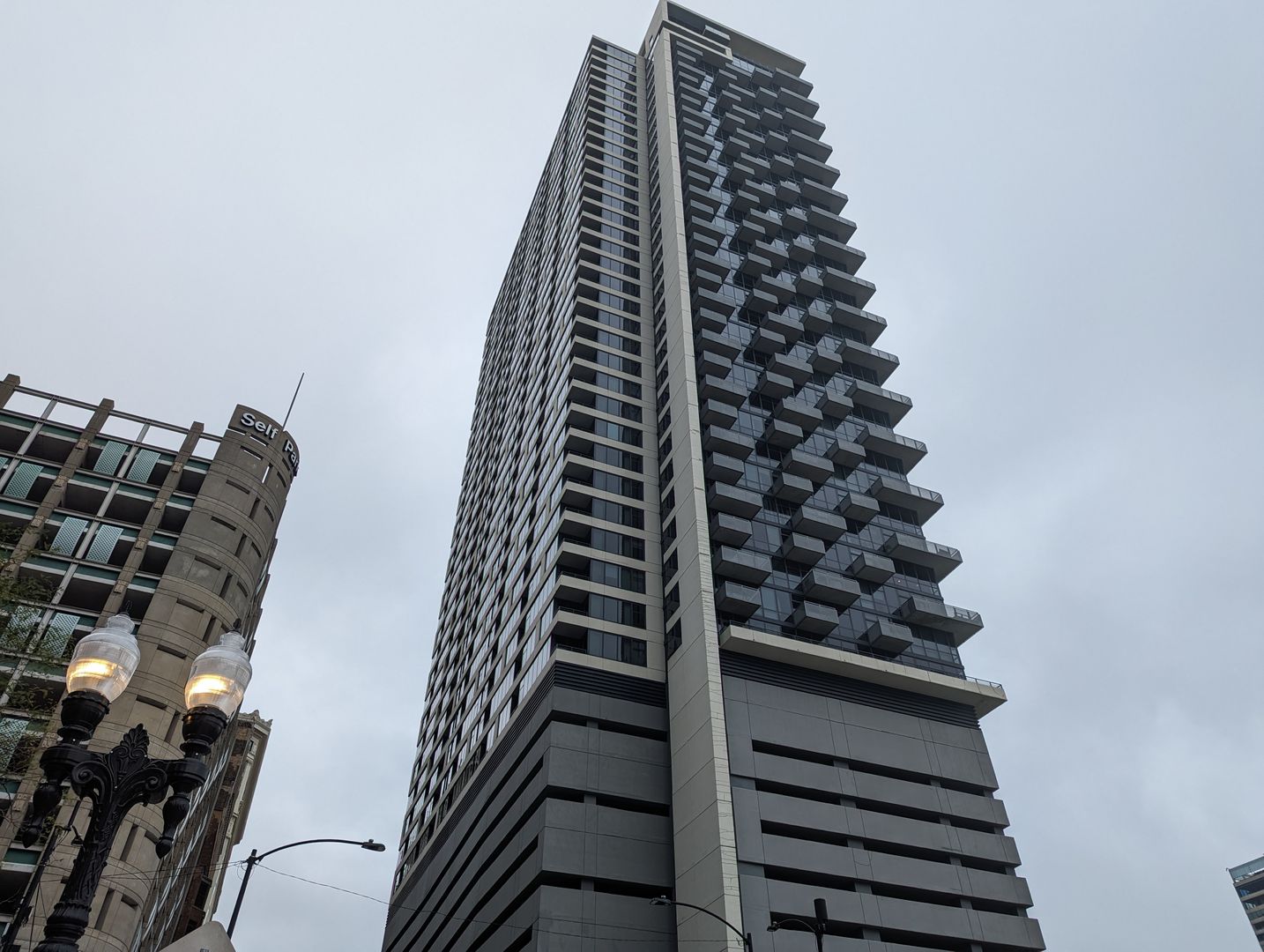 Loft Style 1 Bed, 1 Bath with Balcony and City Views