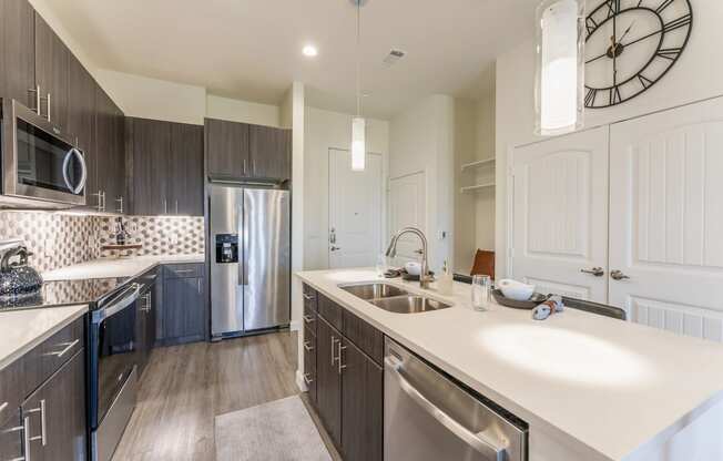 Spacious Full Size Kitchen at Residences at 3000 Bardin Road, Grand Prairie