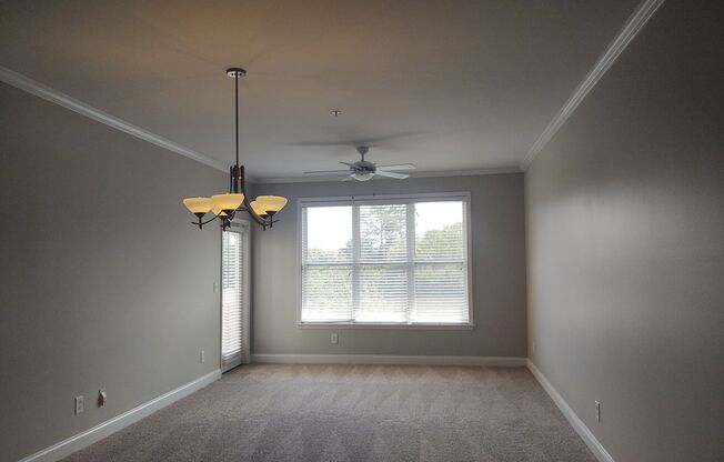 Pristine Condo located in the Preston Flats Complex!