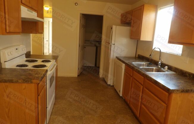 2 beds, 1.5 baths, $1,175, Unit B