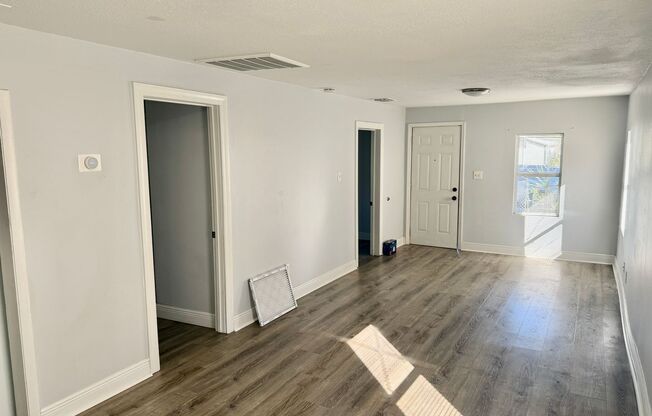 Fully Remodeled 2/1 in the heart of Tampa