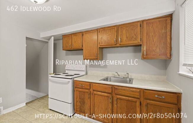 462 IDLEWOOD RD