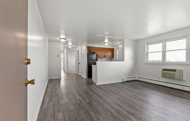 2 beds, 1 bath, 983 sqft, $1,500, Unit 109-1