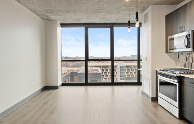 163 N ADA ST