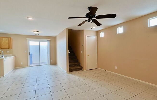 3 beds, 2.5 baths, $1,750