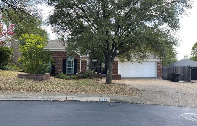 Coming Soon! Beautiful 4 Bed 2 Bath in Stone Oak - Ready for Move In September 1, 2025 or sooner
