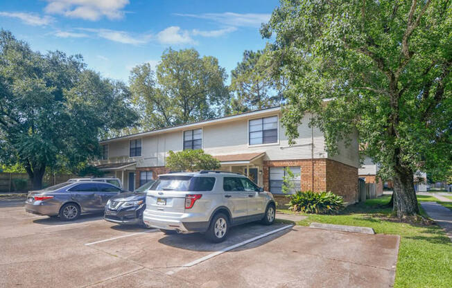 community parking at Dove Creek apartments