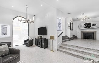 1 bed, 1 bath, $3,100, Unit 6E