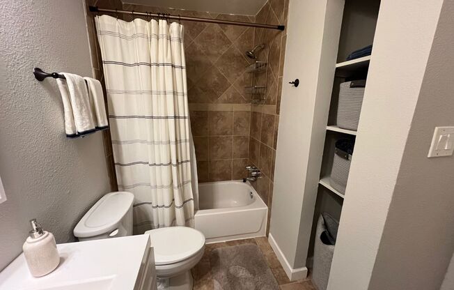 1 bed, 1 bath, $1,249