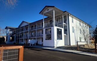 401 Linden St