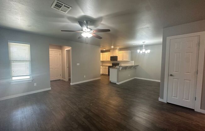 3 beds, 2 baths, $1,495