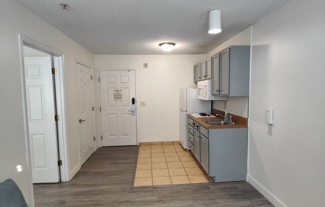 1 bed, 1 bath, 434 sqft, $1,275, Unit 135