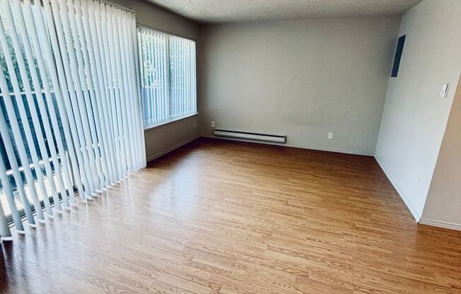 Eden Roc Apartments